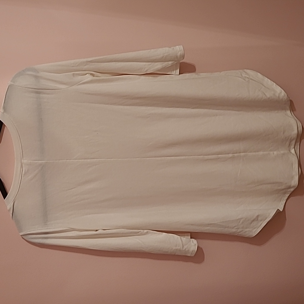 2 Tunic Tops - Picture 5 of 6